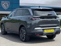 Usado Peugeot 5008 GT 134 HP (98 kW) 2025 Cinzento SUV