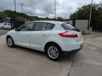 Used Renault Mégane Dynamique 2014 White Hatchback