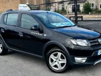 Used Dacia Sandero Lauréate 90 HP (66 kW) 2015 Black Hatchback