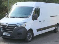 Used Renault Master 135 HP (99 kW) 2023 White MPV