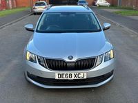 Used Skoda Octavia SE Technology 116 HP (85 kW) 2019 Silver Estate