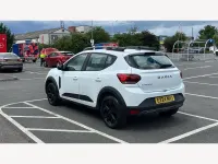 Used Dacia Sandero Extreme 2024 White Hatchback