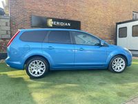 Used Ford Focus Zetec 100 HP (73 kW) 2010 Blue Estate
