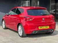 Usado Seat Ibiza FR 2022 Rojo Utilitario
