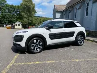 Used Citroën C4 Cactus Flair 2016 White Hatchback