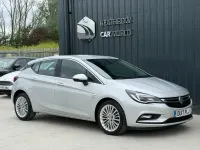 Used Vauxhall Astra Elite 136 HP (100 kW) 2017 Silver Hatchback