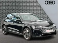 Usado Audi Q8 e-tron Sport 250 kW (340 HP) 2023 Preto SUV
