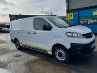 Used Vauxhall Vivaro 100 HP (73 kW) 2022 White MPV