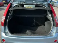 Usado Ford Fiesta Zetec 75 CV (55 kW) 2007 Azul Utilitario