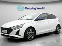 Używany Hyundai i20 Premium 101 KM (74 kW) 2025 Biały Hatchback
