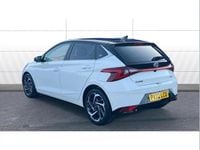Used Hyundai i20 Ultimate 99 HP (72 kW) 2022 White Hatchback