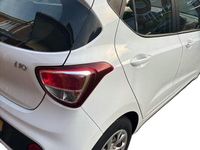 Used Hyundai i10 SE 87 HP (63 kW) 2018 White Hatchback
