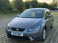 Usado Seat Leon SE 125 HP (91 kW) 2016 Cinzento Citadino