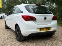 Used Vauxhall Corsa SRi 75 HP (55 kW) 2017 White Hatchback
