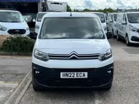 Used Citroën Berlingo 100 HP (73 kW) 2022 White MPV