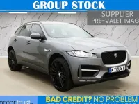 Usado Jaguar F-Pace R-Sport 180 HP (132 kW) 2019 Cinzento SUV