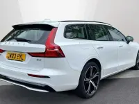 Usado Volvo V60 Plus 2023 Blanco Familiar