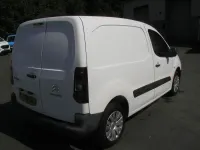 Used Citroën Berlingo 100 HP (73 kW) 2018 White MPV