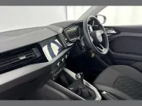 Usado Audi A1 Sport 94 HP (69 kW) 2025 Azul SUV