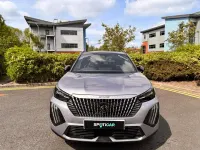 Używany Peugeot 2008 GT 134 KM (98 kW) 2025 Szary SUV