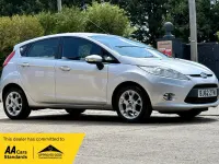 Used Ford Fiesta Zetec 82 HP (60 kW) 2012 Silver Hatchback