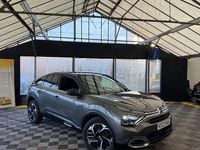 Begagnad Citroën C4 Shine 2023 Grå Halvkombi