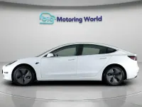 Used Tesla Model 3 Standard Range Plus 222 kW (302 HP) 2020 White Sedan