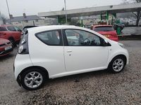 Used Citroën C1 VTR Sport 68 HP (50 kW) 2011 White Hatchback