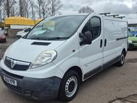 Used Vauxhall Vivaro 115 HP (84 kW) 2013 White MPV