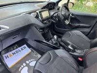 Käytetty Peugeot 2008 GT-line 2018 Harmaa Katumaasturi