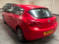 used Vauxhall Astra 1.4i 16V ES 5dr