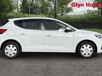 Used Dacia Sandero Expression 91 HP (66 kW) 2023 White Hatchback