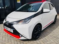 Used Toyota Aygo x-press 69 HP (50 kW) 2017 White Hatchback