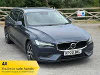 Used Volvo V60 Momentum 190 HP (139 kW) 2020 Blue Estate