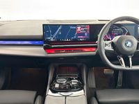 Used BMW 550e M Sport 482 HP (354 kW) 2025 Black Estate