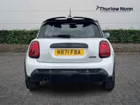 Used Mini Cooper Hatch 136 HP (100 kW) 2021 Silver Hatchback