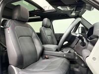 Used Land Rover Defender SE Dynamic 2022 Black SUV