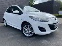 Used Mazda 2 2013 White Hatchback