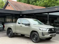 Used Toyota HiLux Active 150 HP (110 kW) 2021 Green Pickup