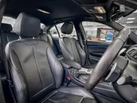 Usado BMW 330 M Sport 258 CV (189 kW) 2017 Plateado Berlina