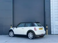 Used Mini Cooper Hatch 2006 White Hatchback