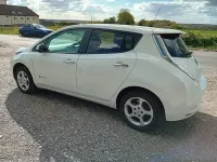 Gebraucht Nissan Leaf Acenta 80 kW (109 PS) 2017 Weiß Kleinwagen