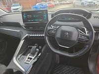 Used Peugeot 3008 Allure Premium 222 HP (163 kW) 2022 Red SUV