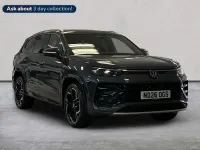 Begagnad VW Touran R-line 2026 Grå Minibuss