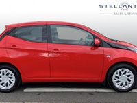 Used Toyota Aygo X-play 72 HP (52 kW) 2020 Red Hatchback