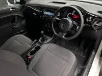 Used VW Beetle 105 HP (77 kW) 2014 White Hatchback