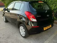 Käytetty Hyundai i20 Classic 2012 Musta Viistoperä