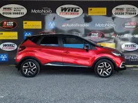 Used Renault Captur Iconic 90 HP (66 kW) 2018 Red SUV
