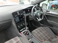 Used VW Golf VII GTI 241 HP (177 kW) 2019 White Hatchback