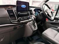 Used Ford Transit Custom Limited 170 HP (125 kW) 2022 Silver Van